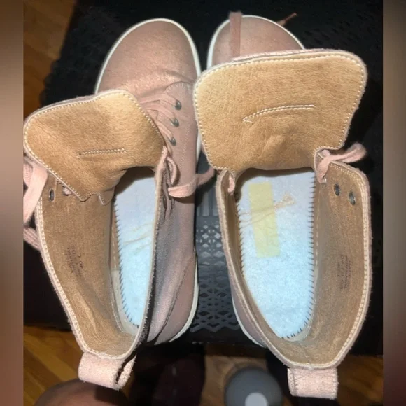 Birkenstock Women's Blush Sneakers - Picture 6 of 11